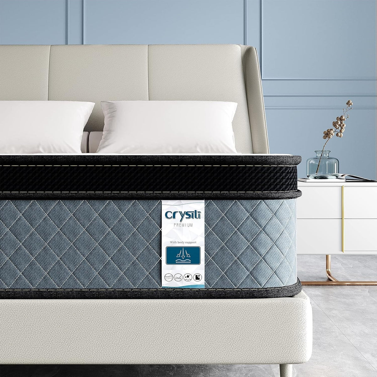 Crystli 10 Queen Size Pocket Innerspring Memory Foam Hybrid Mattress in Camcorder Box