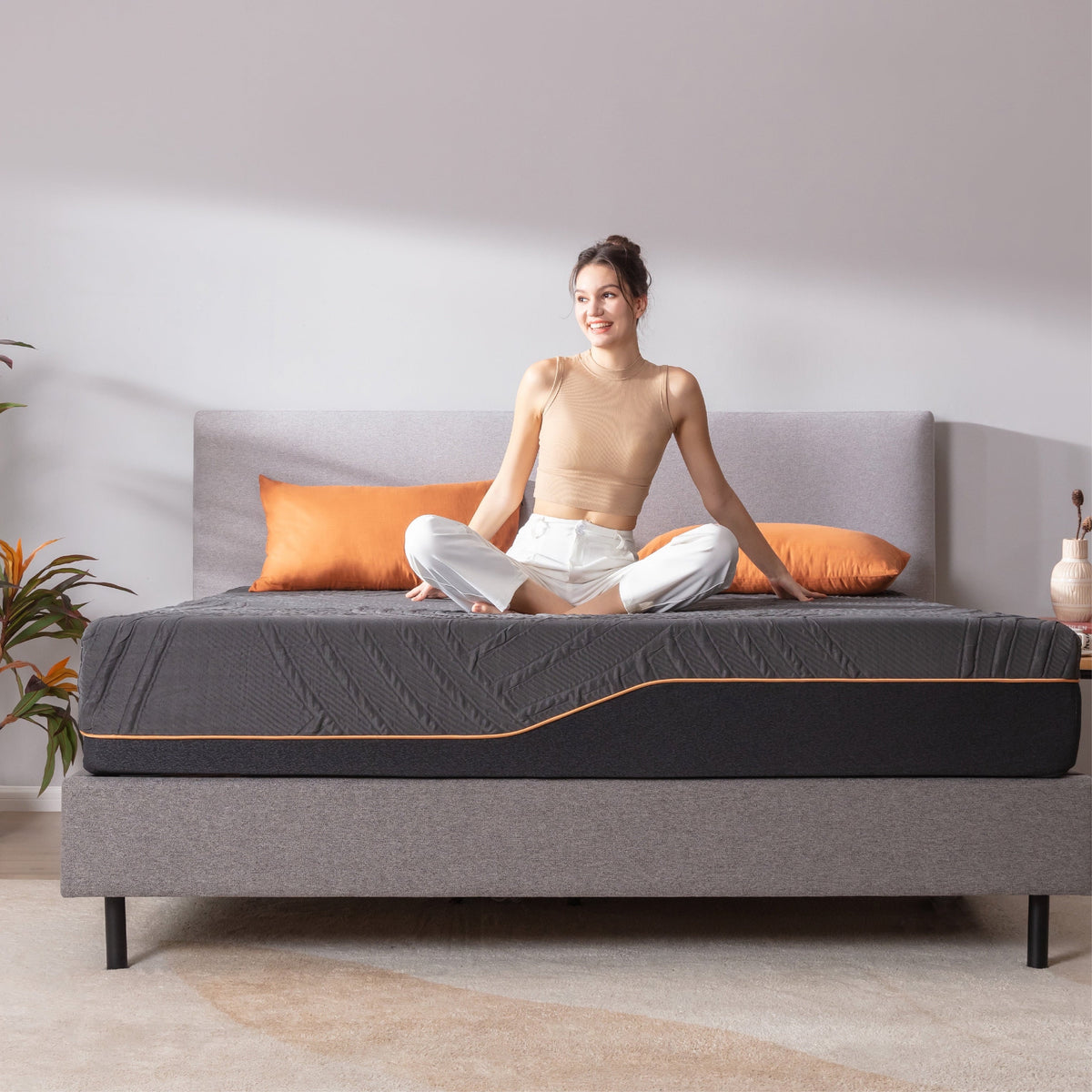MLILY Ego 14 inch Queen Mattress in Lens Box, Cooling Gel Memory Foam Mattress, Medium Firm